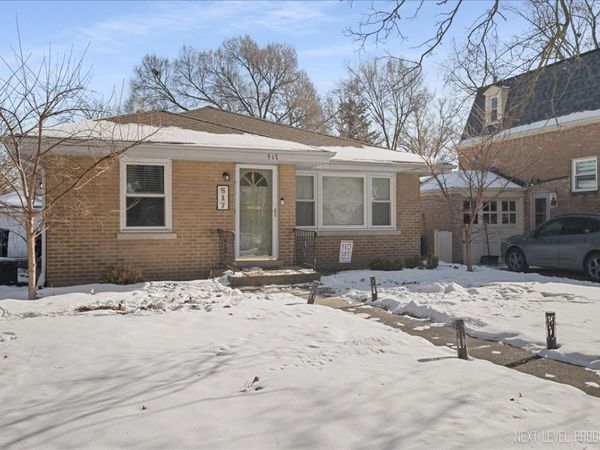 517 S Ardmore Avenue, Villa Park, IL 60181
