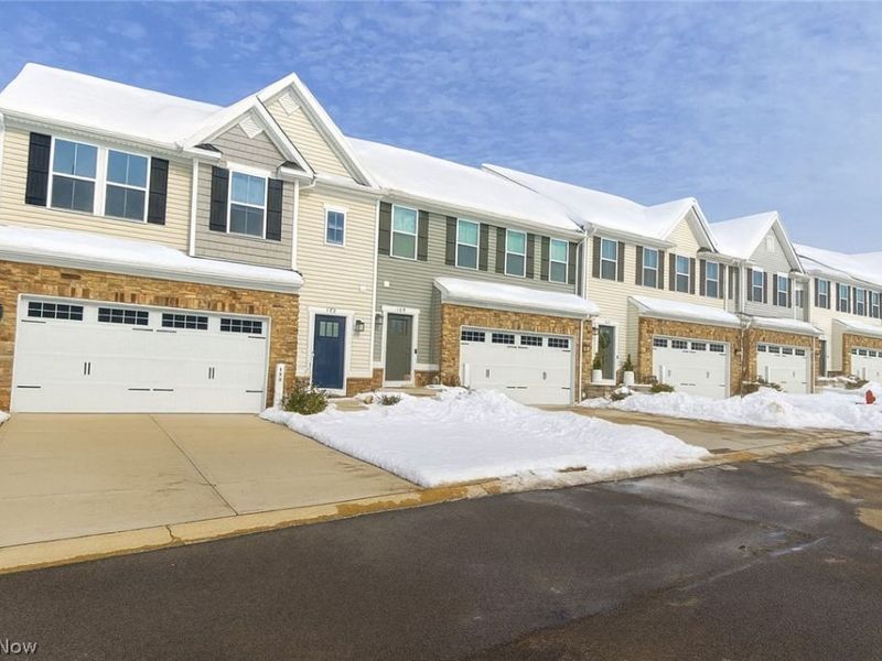 169 Topsail Drive, Medina, OH 44256 Photo 2