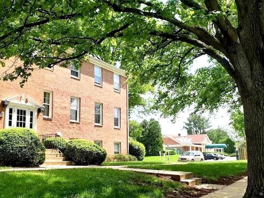 778 Quince Orchard Boulevard, Unit 102, Gaithersburg, MD 20878 Main Photo