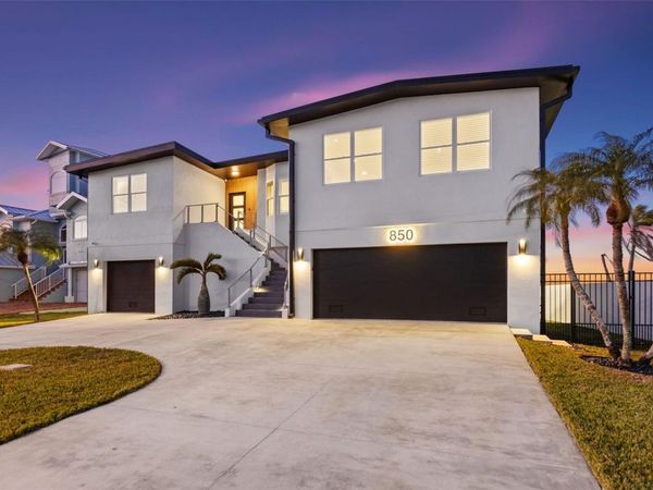 850 BAY POINT DRIVE, MADEIRA BEACH, FL 33708