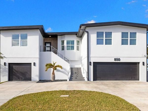 850 BAY POINT DRIVE, MADEIRA BEACH, FL 33708