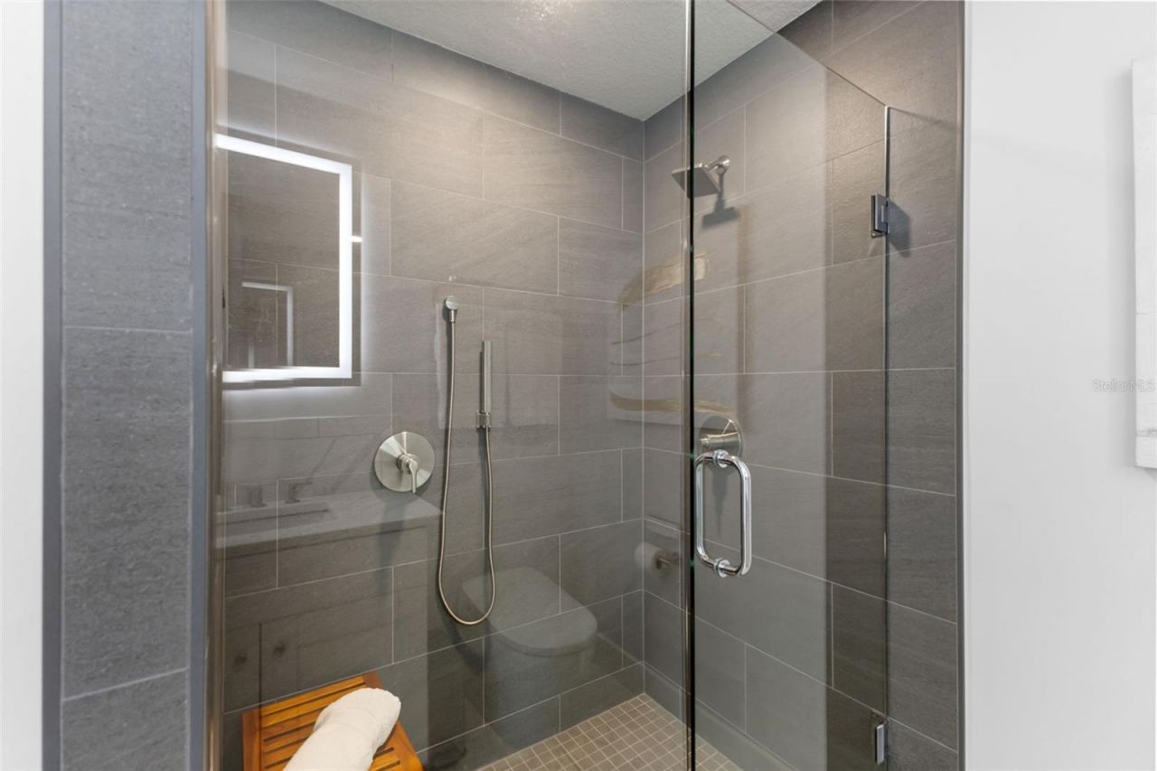 850 Bay Point Drive, Madeira Beach, FL 33708 Photo