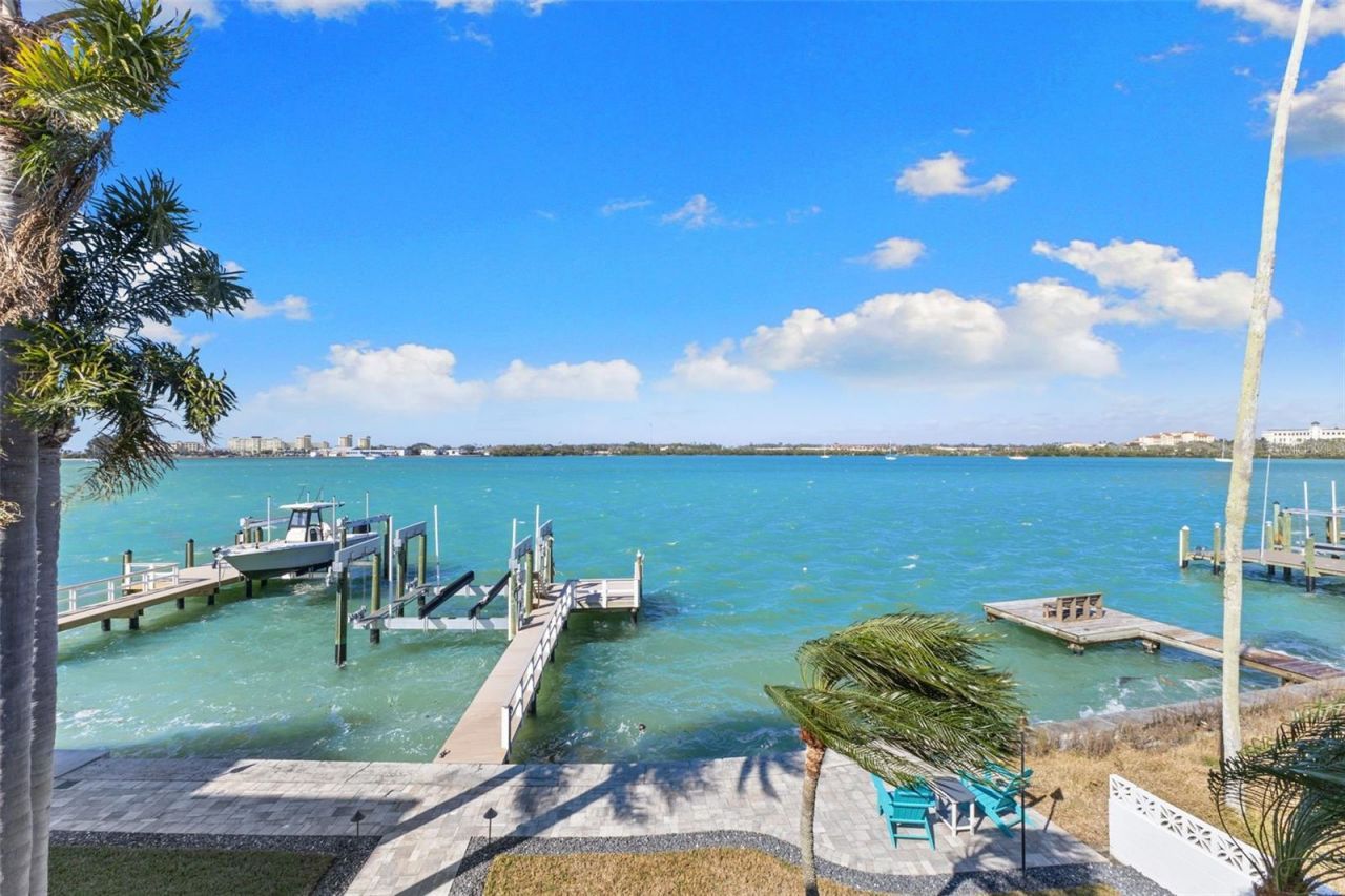 850 Bay Point Drive, Madeira Beach, FL 33708 Photo