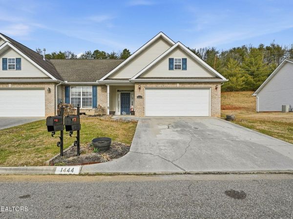 1444 Graybrook Lane Lane, Knoxville, TN 37920