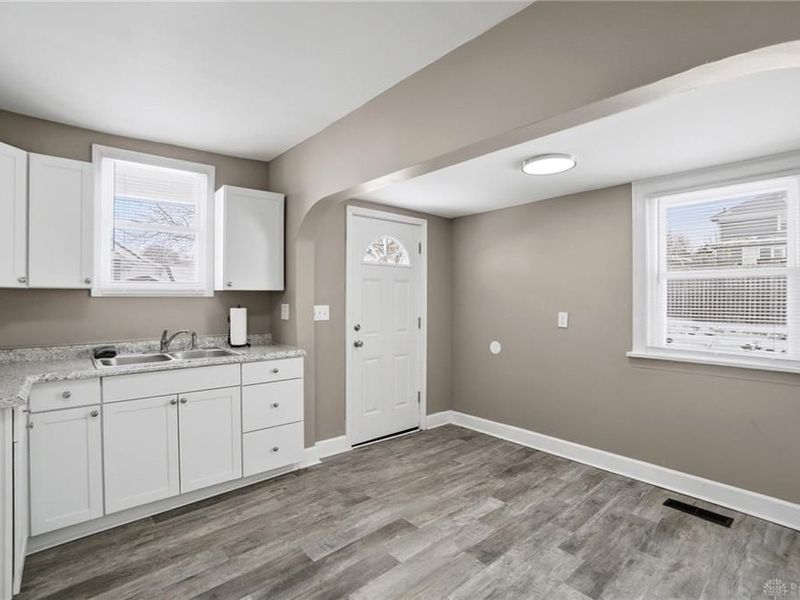 364 Ridge Road, Springfield, OH 45503 Photo 13