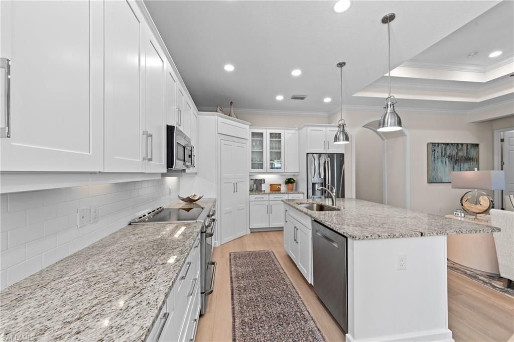 9096 Isla Bella Cir, Bonita Springs, FL 34135 Photo