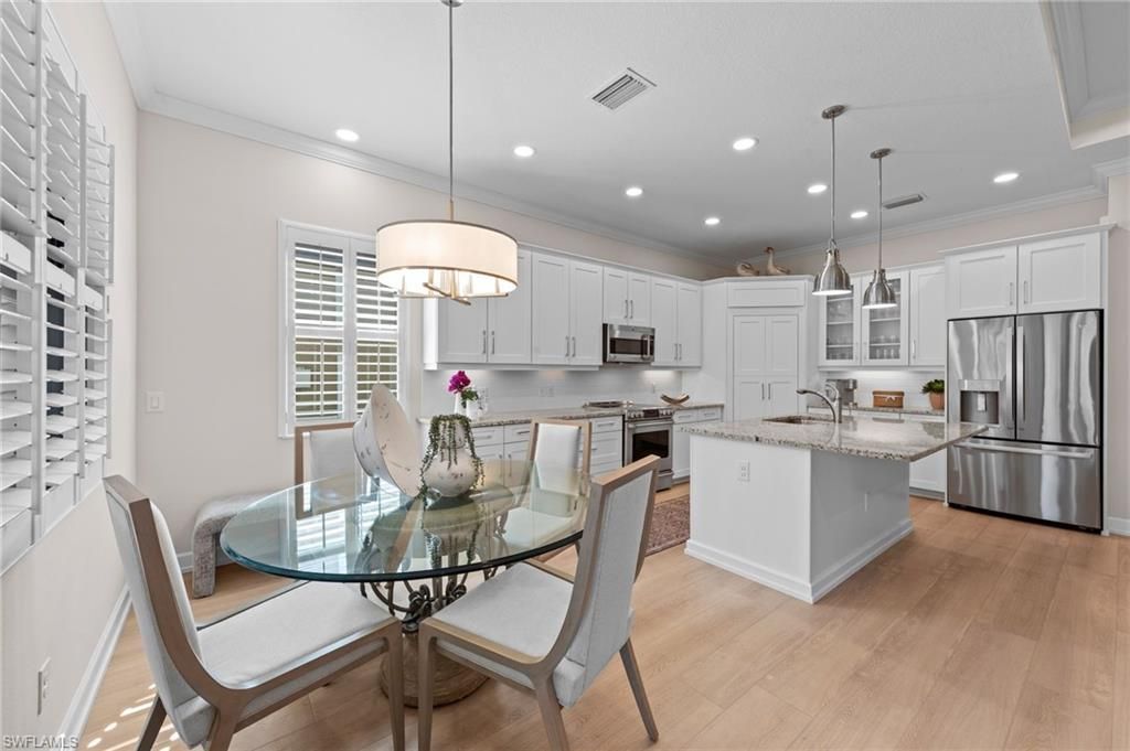 9096 Isla Bella Cir, Bonita Springs, FL 34135 Photo