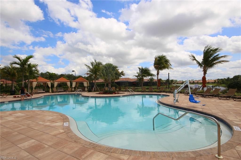 9096 Isla Bella Cir, Bonita Springs, FL 34135 Photo