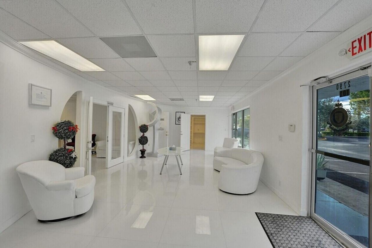 2800 N State 7 Road, Margate, FL 33063 Photo