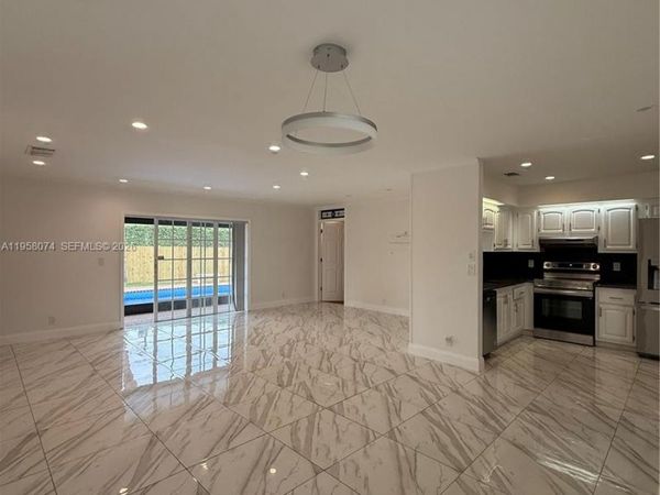 19253 Carolina Cir, Boca Raton, FL 33434