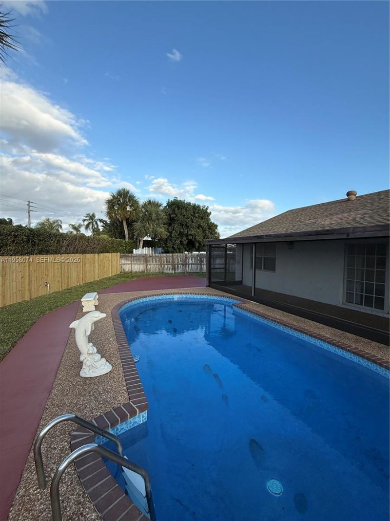 19253 Carolina Cir, Boca Raton, FL 33434 Photo