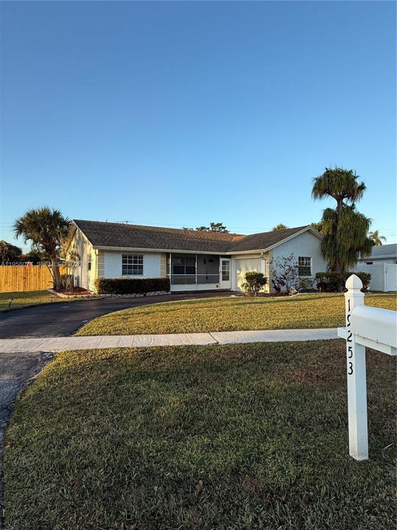 19253 Carolina Cir, Boca Raton, FL 33434 Photo