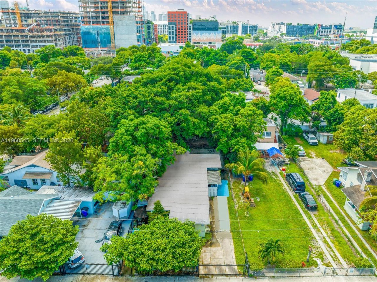 120 NW 32 , Miami, FL 33127 Photo