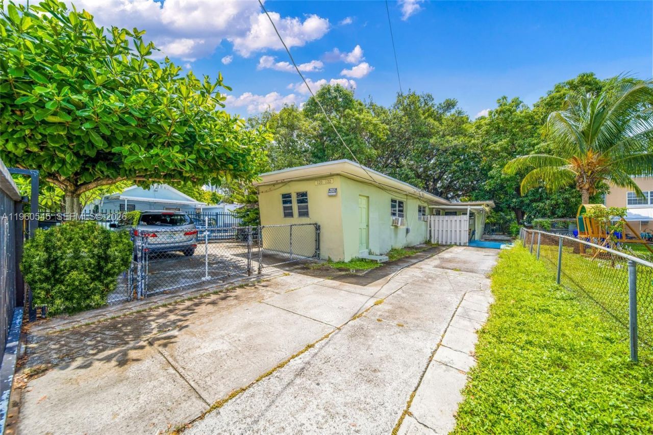 120 NW 32 , Miami, FL 33127 Photo