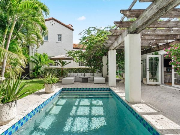 4108 Palmarito St, Coral Gables, FL 33146