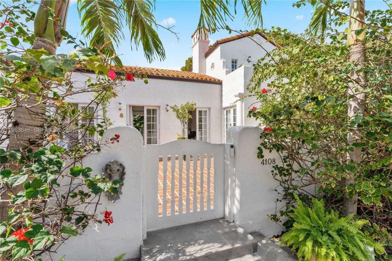 4108 Palmarito St, Coral Gables, FL 33146 Photo