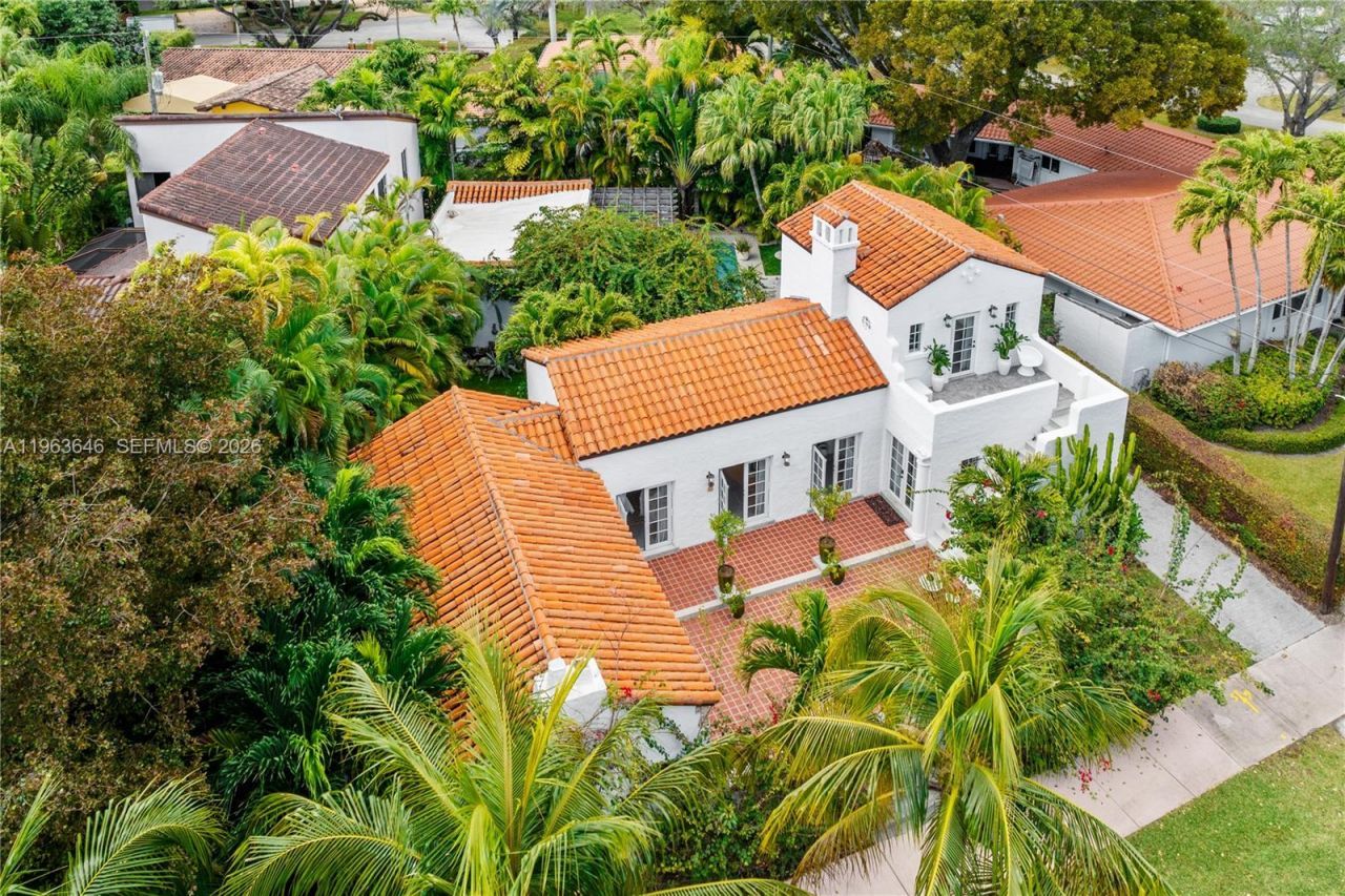 4108 Palmarito St, Coral Gables, FL 33146 Photo