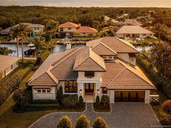 9058 SE Star Island Way, Hobe Sound, FL 33455