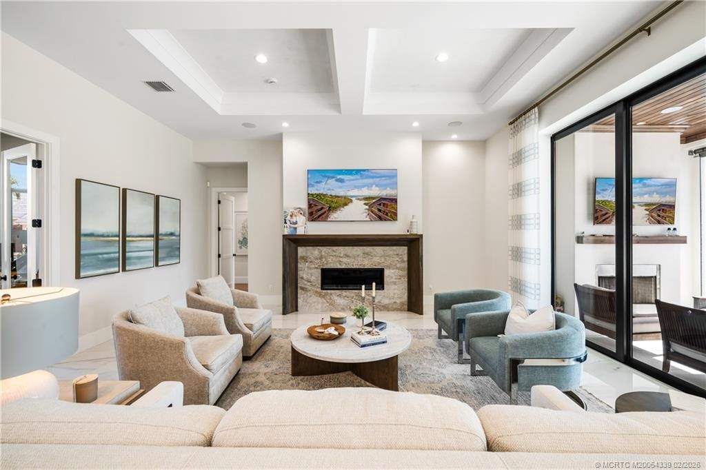 9058 SE Star Island Way, Hobe Sound, FL 33455 Photo