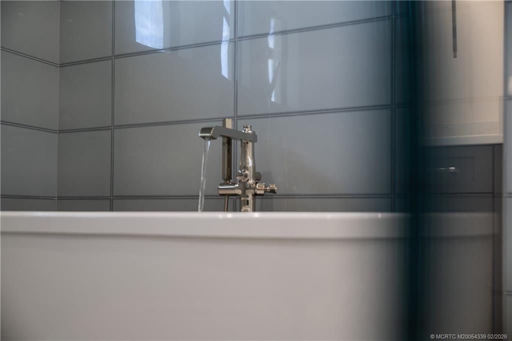 9058 SE Star Island Way, Hobe Sound, FL 33455 Photo