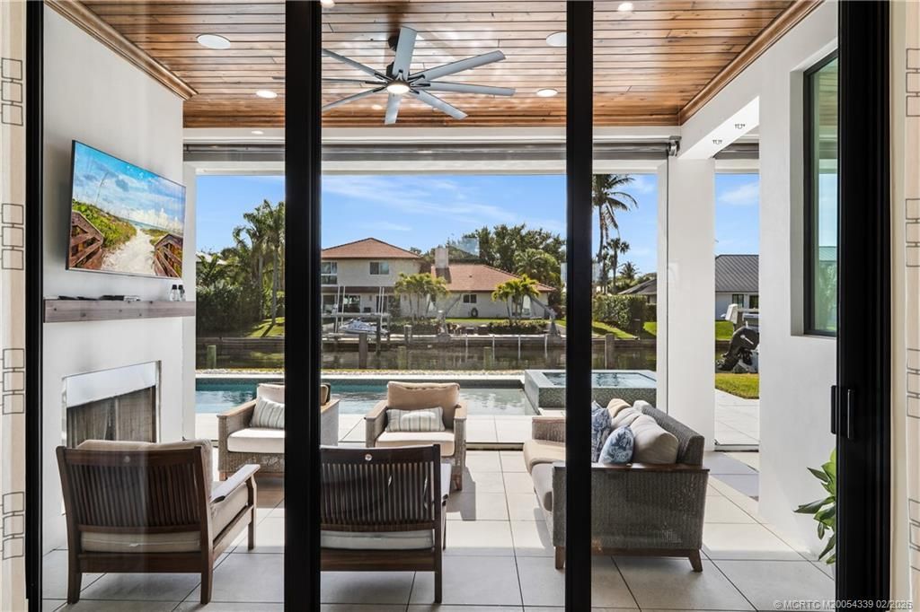 9058 SE Star Island Way, Hobe Sound, FL 33455 Photo