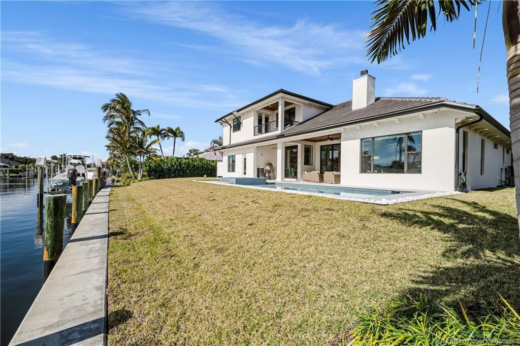 9058 SE Star Island Way, Hobe Sound, FL 33455 Photo