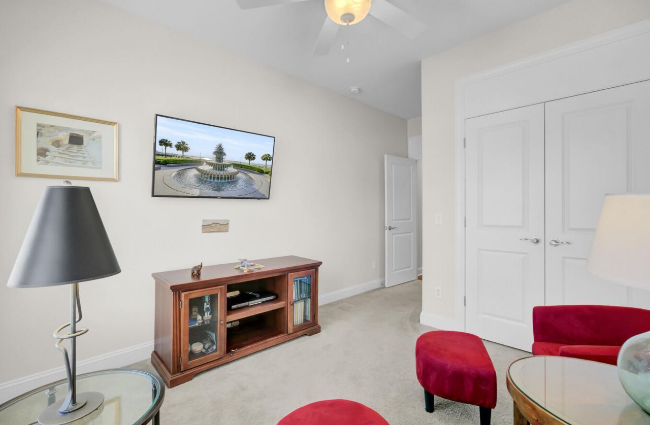 2011 Barn Swallow Road Photo 39