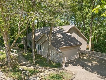 4400 Royal Ridge Way, Dayton, OH 45429