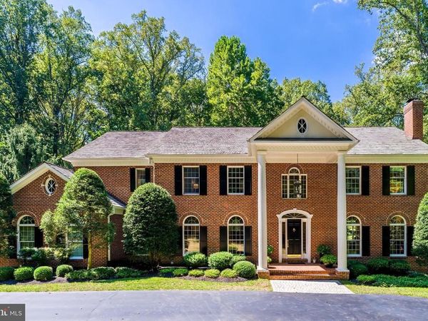 10109 HIGH HILL COURT , GREAT FALLS, VA 22066