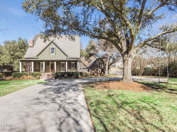 1136 Donnell Road, Broussard, LA 70518