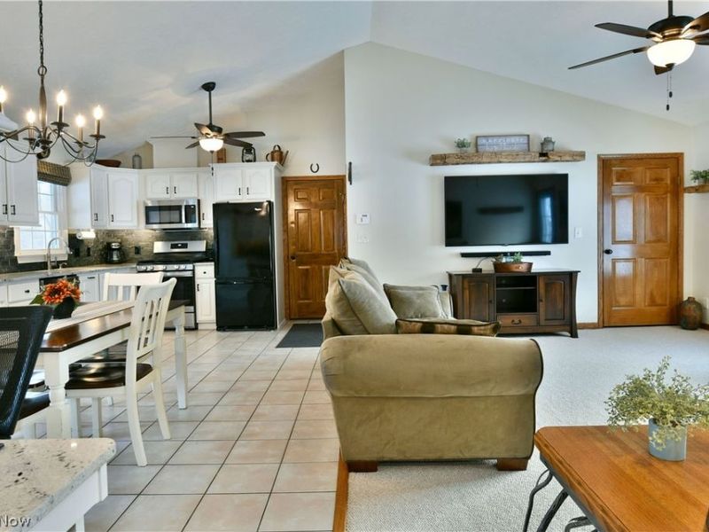 6120 Ridge Road, Cortland, OH 44410 Photo 18