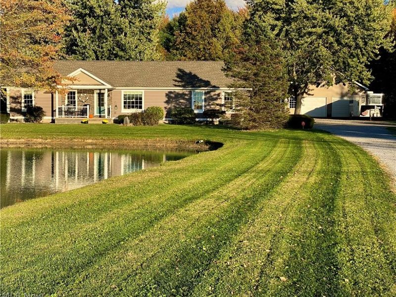 6120 Ridge Road, Cortland, OH 44410 Photo 2