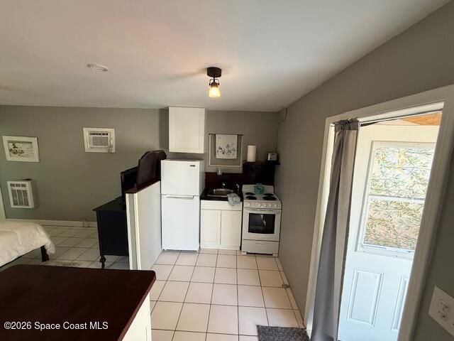 2179 Pineapple Avenue , Melbourne, FL 32935 Photo