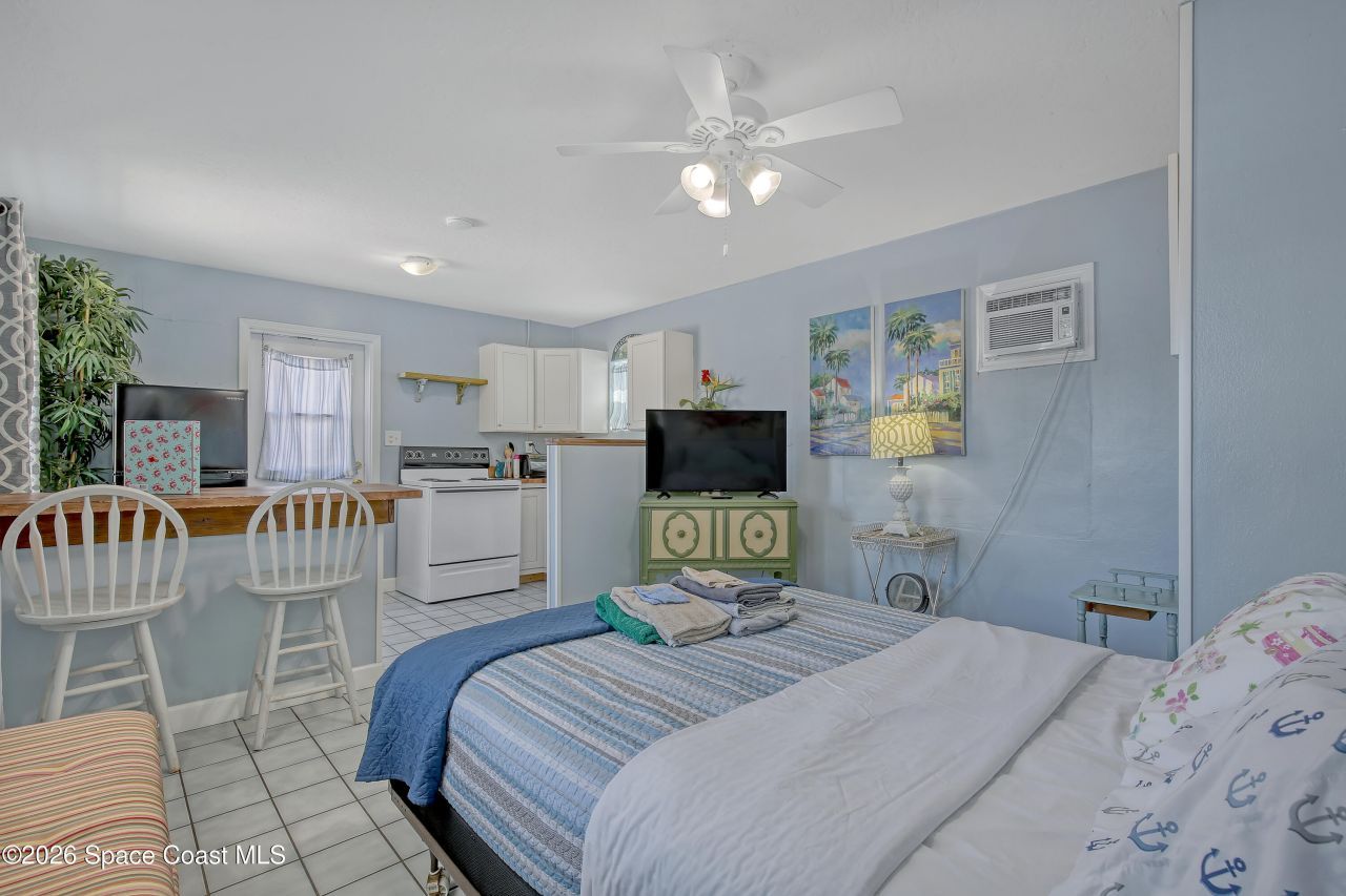 2179 Pineapple Avenue , Melbourne, FL 32935 Photo