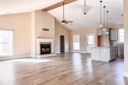 1603 Grain Bin Rd photo 4