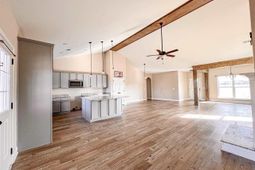 1603 Grain Bin Rd photo 4