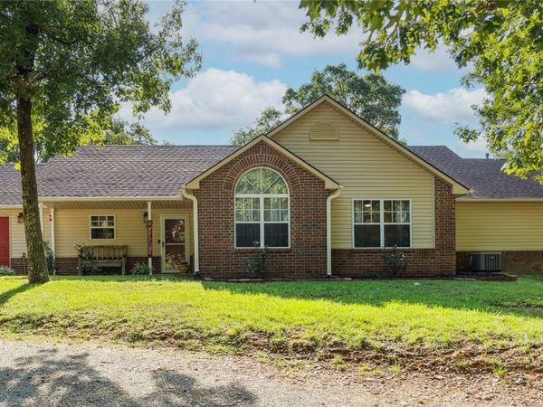 91 Plum Tree Road, Salina, OK 74365