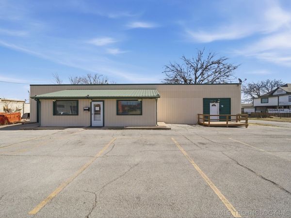 115 S Muskogee Avenue, Okmulgee, OK 74447