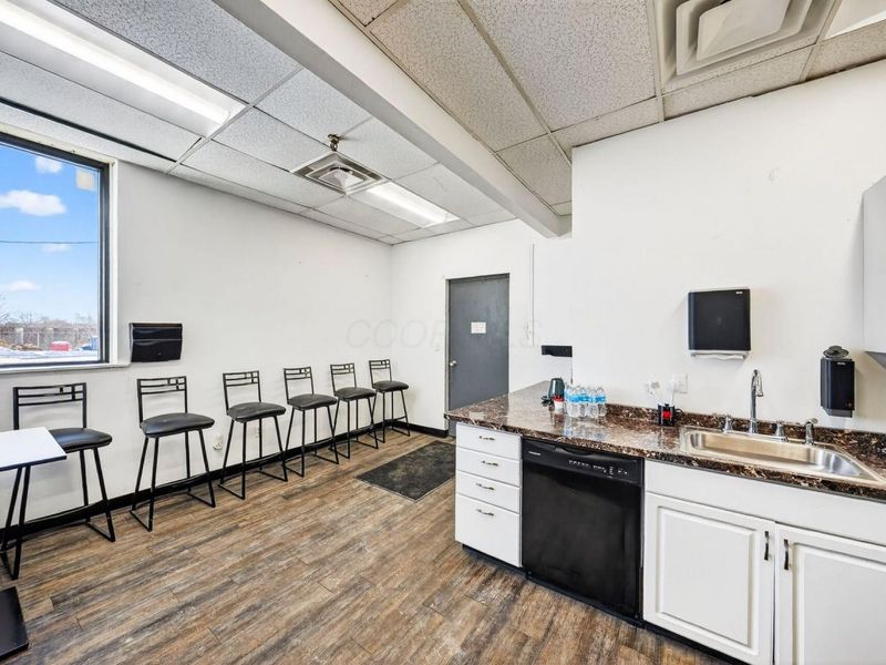 1333 Research Road, Columbus, OH 43230 Photo 20