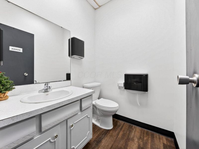 1333 Research Road, Columbus, OH 43230 Photo 21