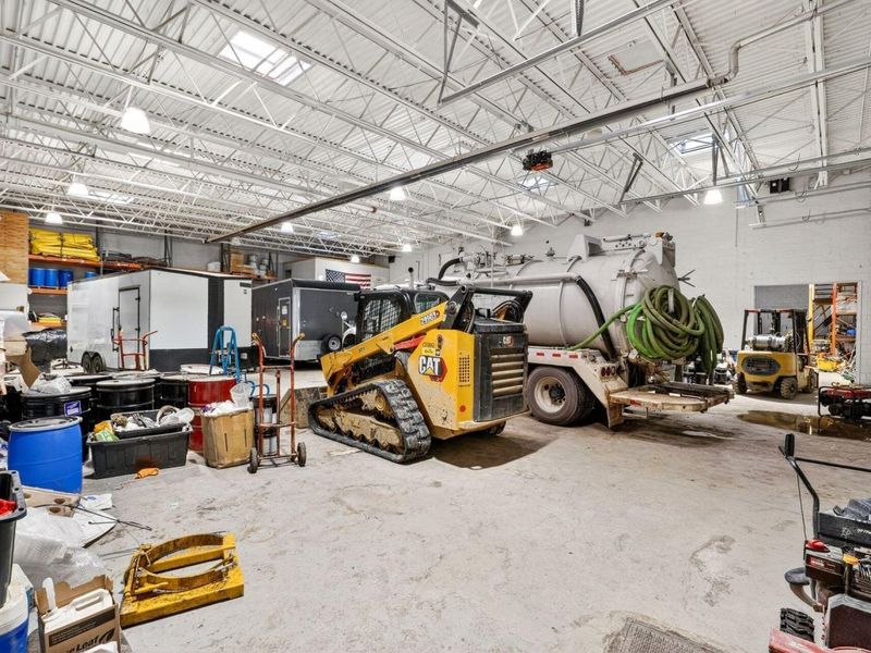 1333 Research Road, Columbus, OH 43230 Photo 24