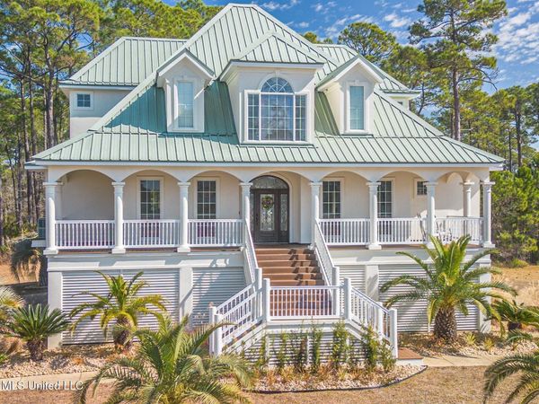 6100 Ascot Drive, Biloxi, MS 39532