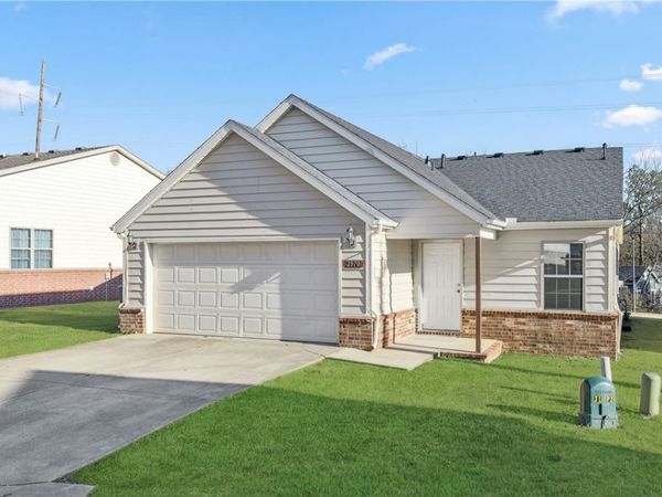 2970 W Old Farmington Road , Fayetteville, AR 72704