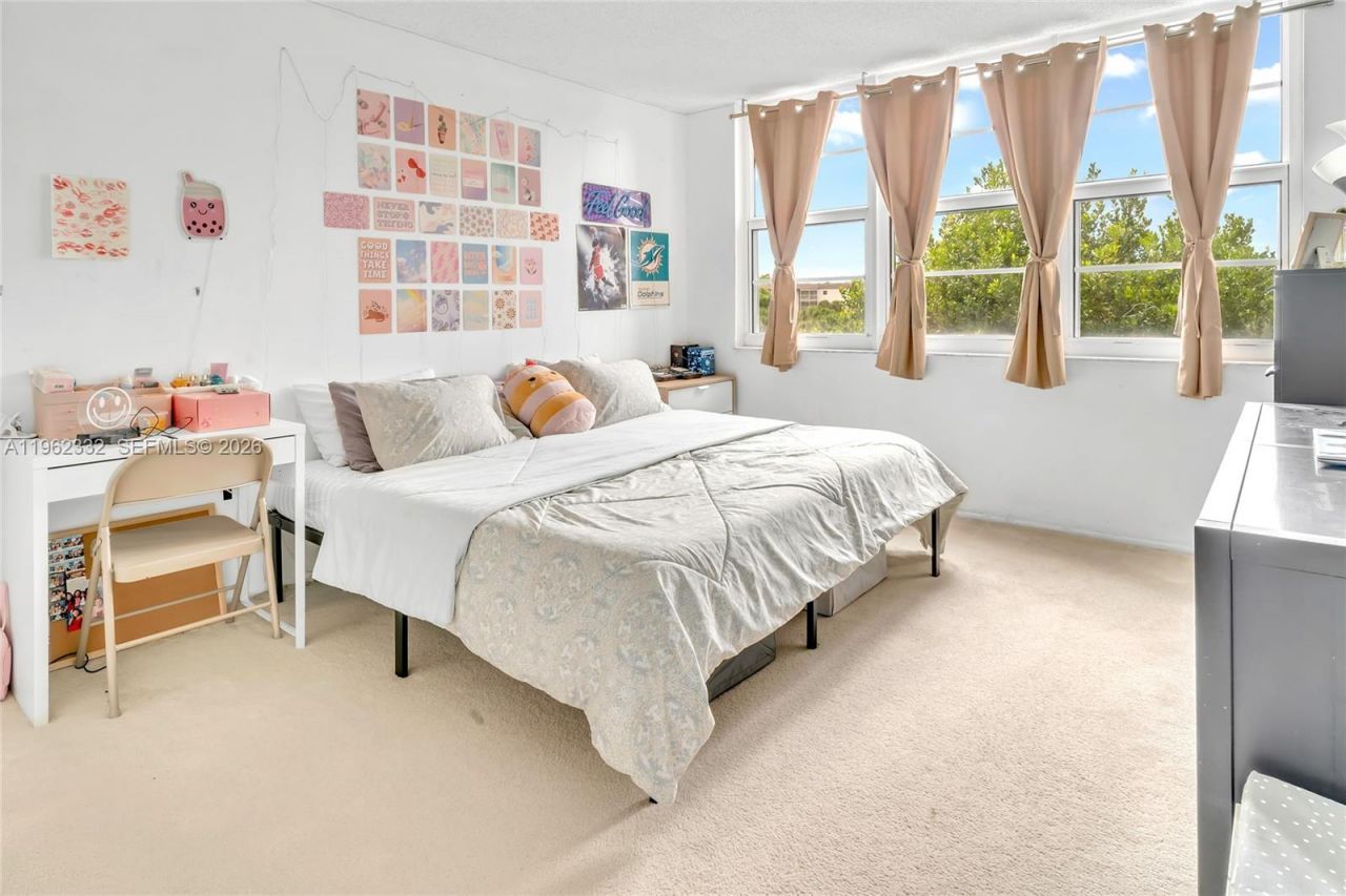 3510 Oaks Way , Unit 408, Pompano Beach, FL 33069 Photo