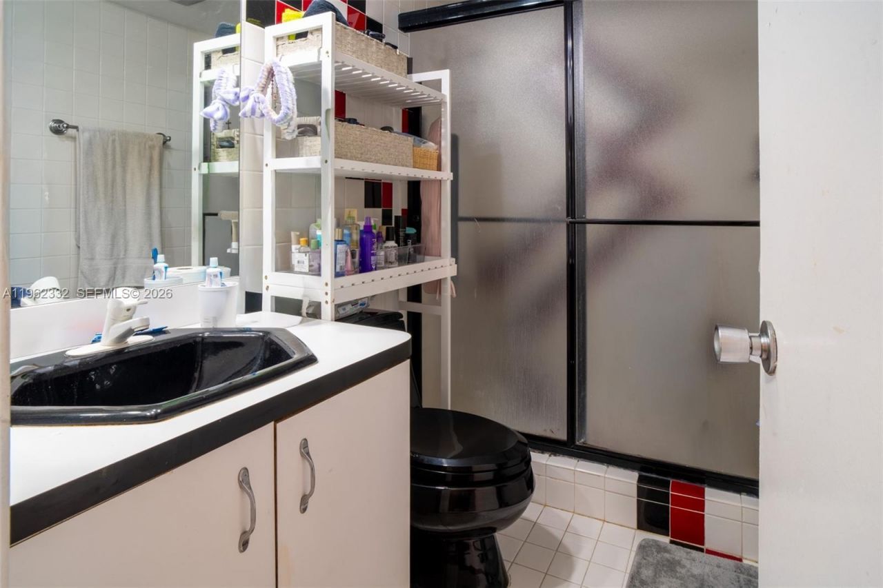 3510 Oaks Way , Unit 408, Pompano Beach, FL 33069 Photo