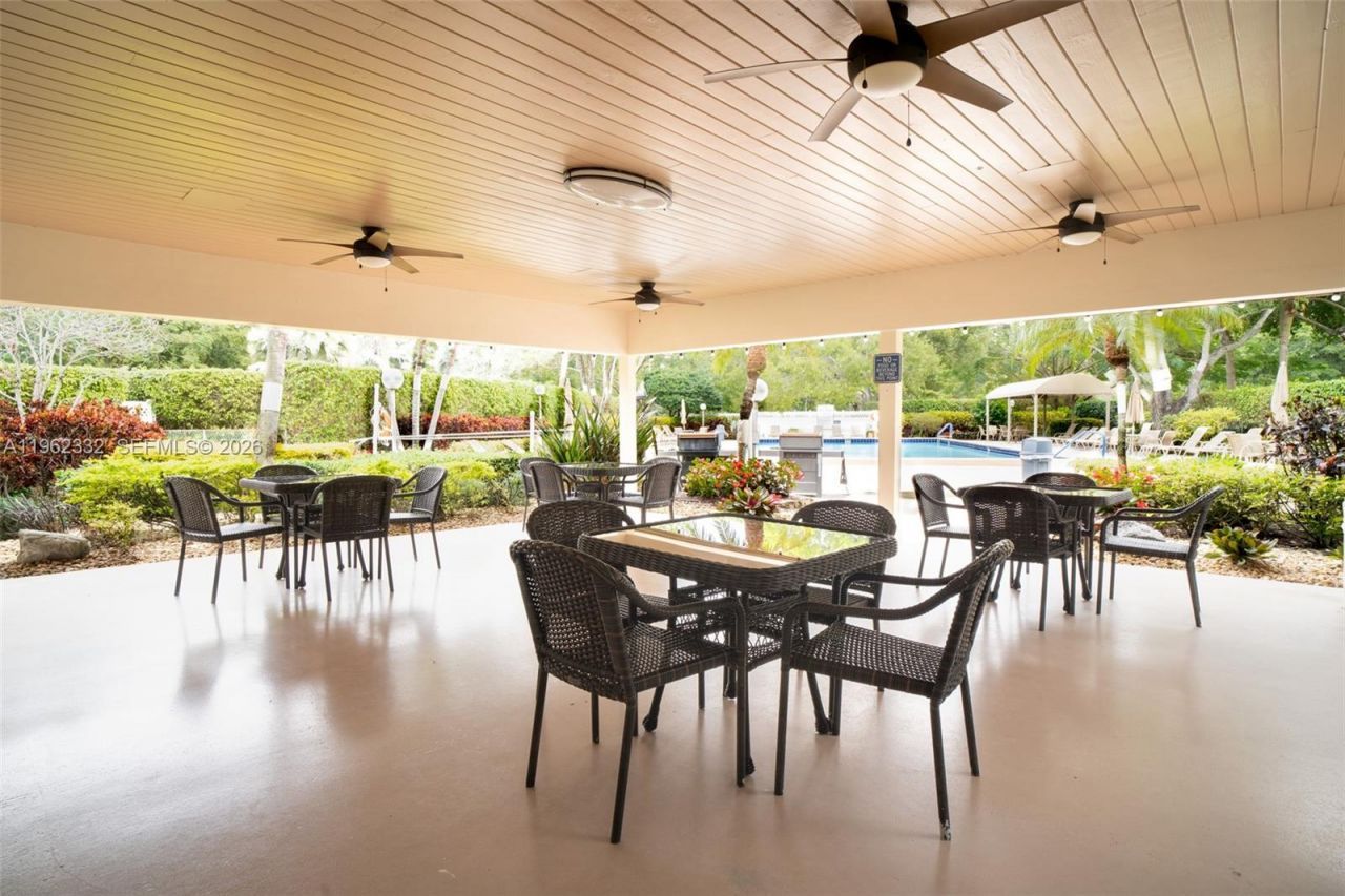 3510 Oaks Way , Unit 408, Pompano Beach, FL 33069 Photo