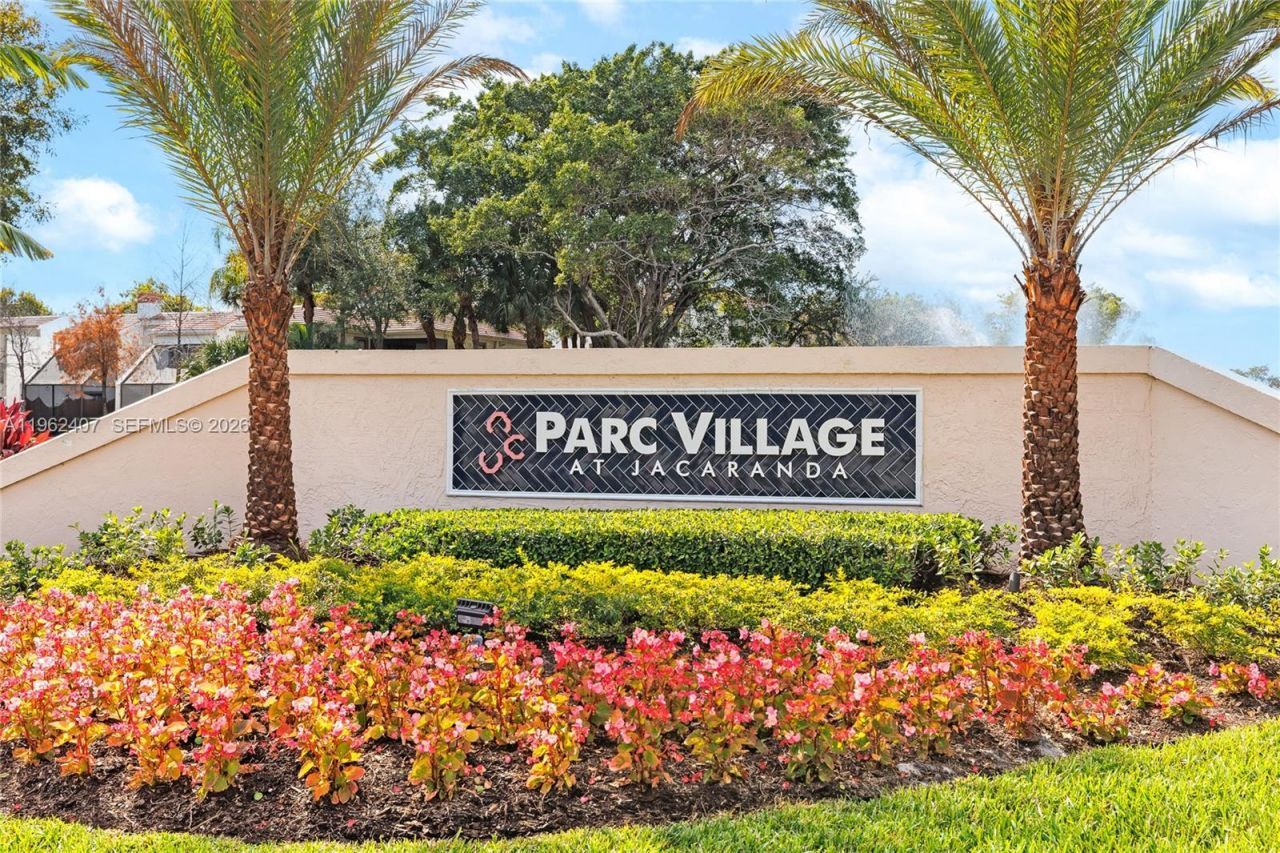 8025 NW 15th Mnr, Unit 8025, Plantation, FL 33322 Photo