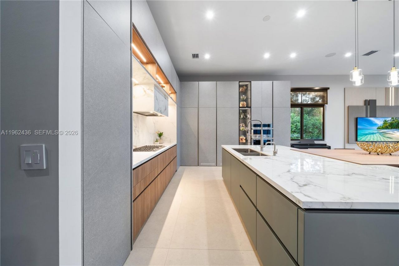 7387 SW 74th Ln , Miami, FL 33143 Photo