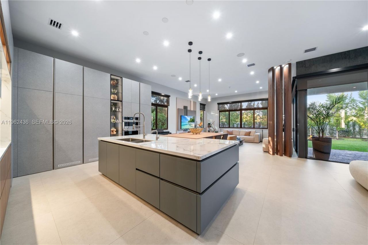 7387 SW 74th Ln , Miami, FL 33143 Photo