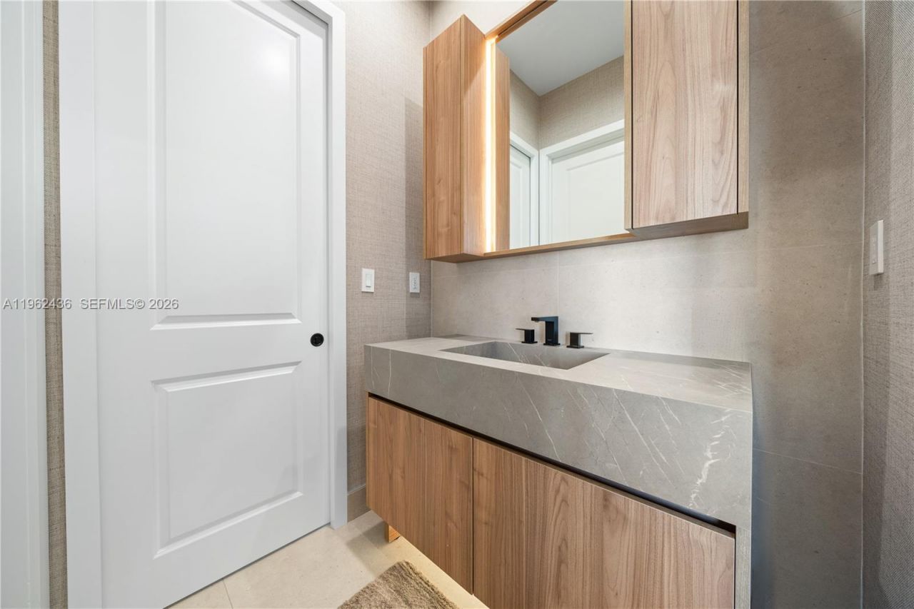 7387 SW 74th Ln , Miami, FL 33143 Photo